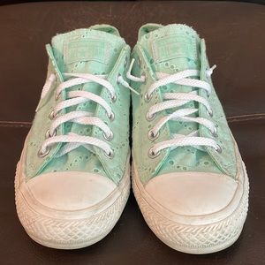 Converse Mint green lace women’s sneakers size 8